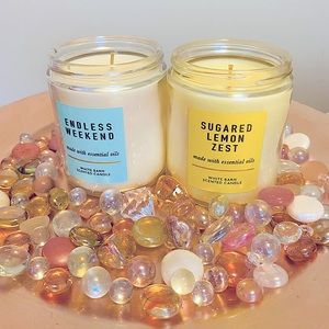 Two White Barn scented candles 🕯